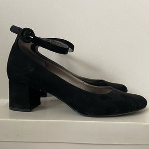 Bandolino Mary Jane Shoes